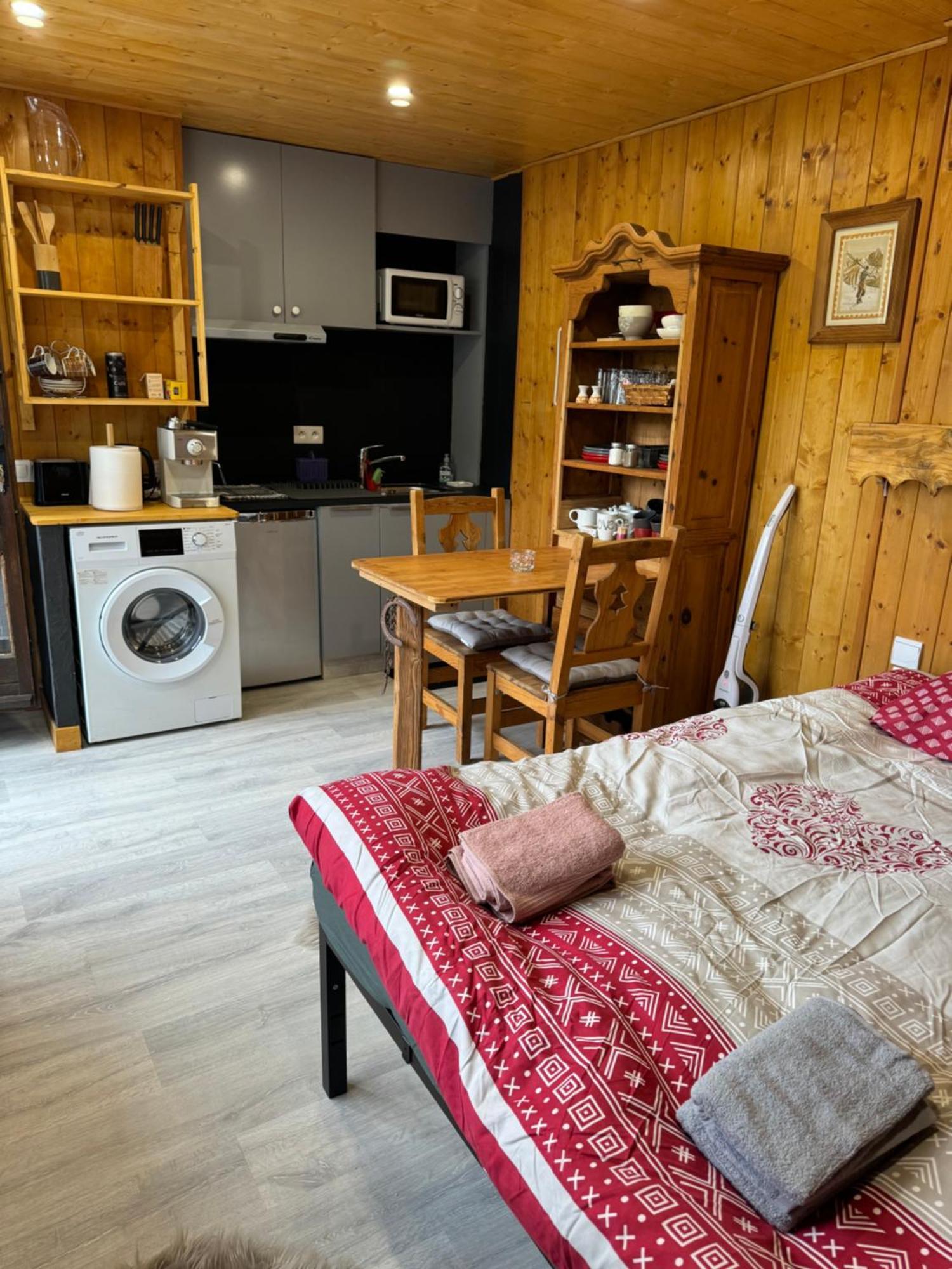 Apartament Apparemment Cosy Style Savoyard Bourg-Saint-Maurice Zewnętrze zdjęcie